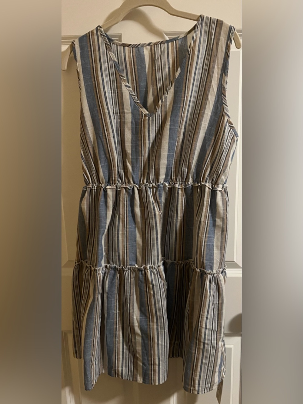 NWT Cupshe striped beach dress. Size L